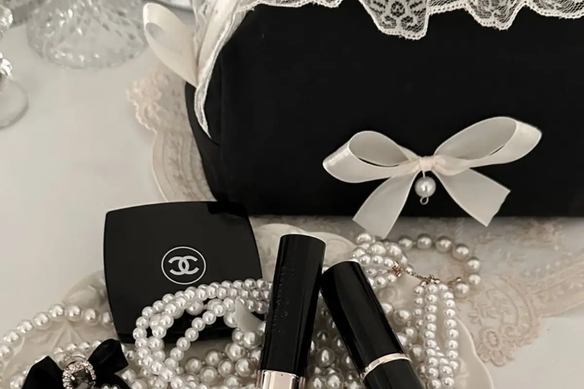 Dark Coquette Is the Aesthetic You Didn’t Know You Needed